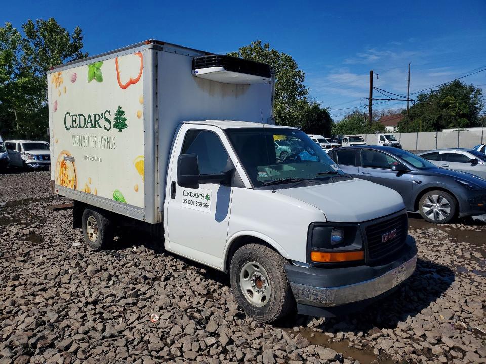 2017 Chevrolet Express მანქანა იყიდება აუქციონზე, vin: 1GB3GRCG0H1125466, აუქციონის ნომერი: 67989756