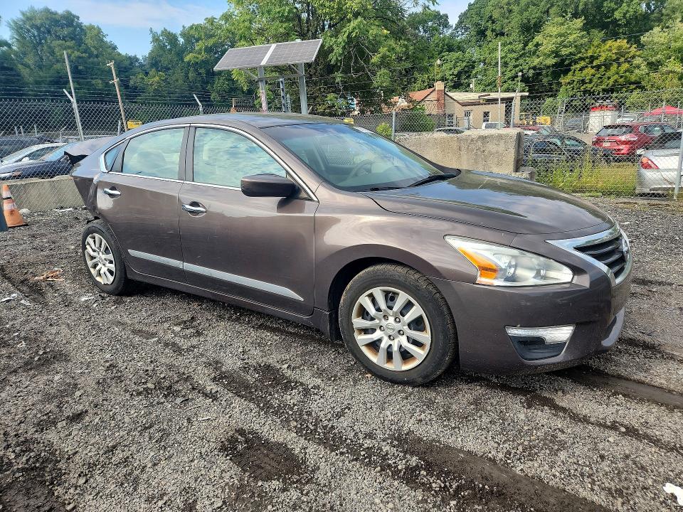 67158256 :رقم المزاد ، 1N4AL3AP0FC107281 vin ، 2015 Nissan Altima مزاد بيع