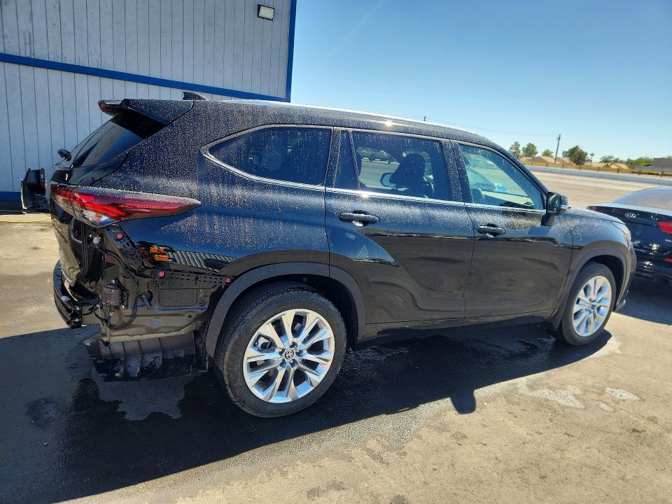 2025 Toyota Highlander მანქანა იყიდება აუქციონზე, vin: 5TDKDRBH3SS584673, აუქციონის ნომერი: 70119186