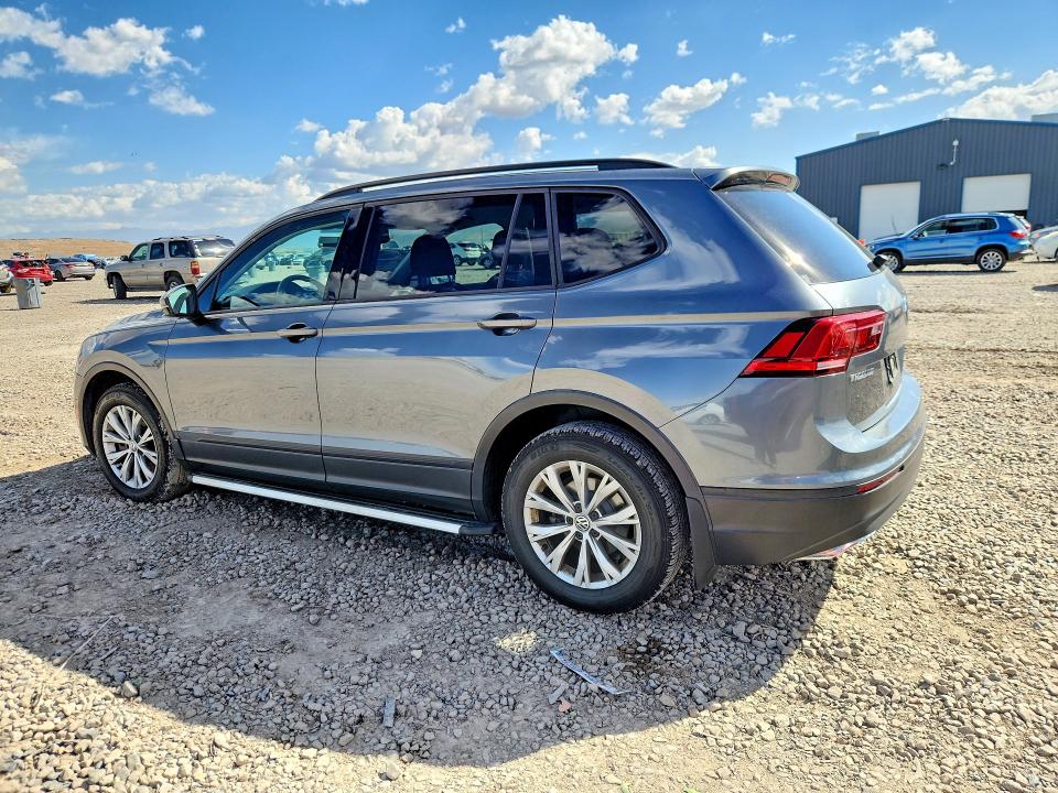 67165126 :رقم المزاد ، 3VV0B7AX9JM094961 vin ، 2018 Volkswagen Tiguan مزاد بيع