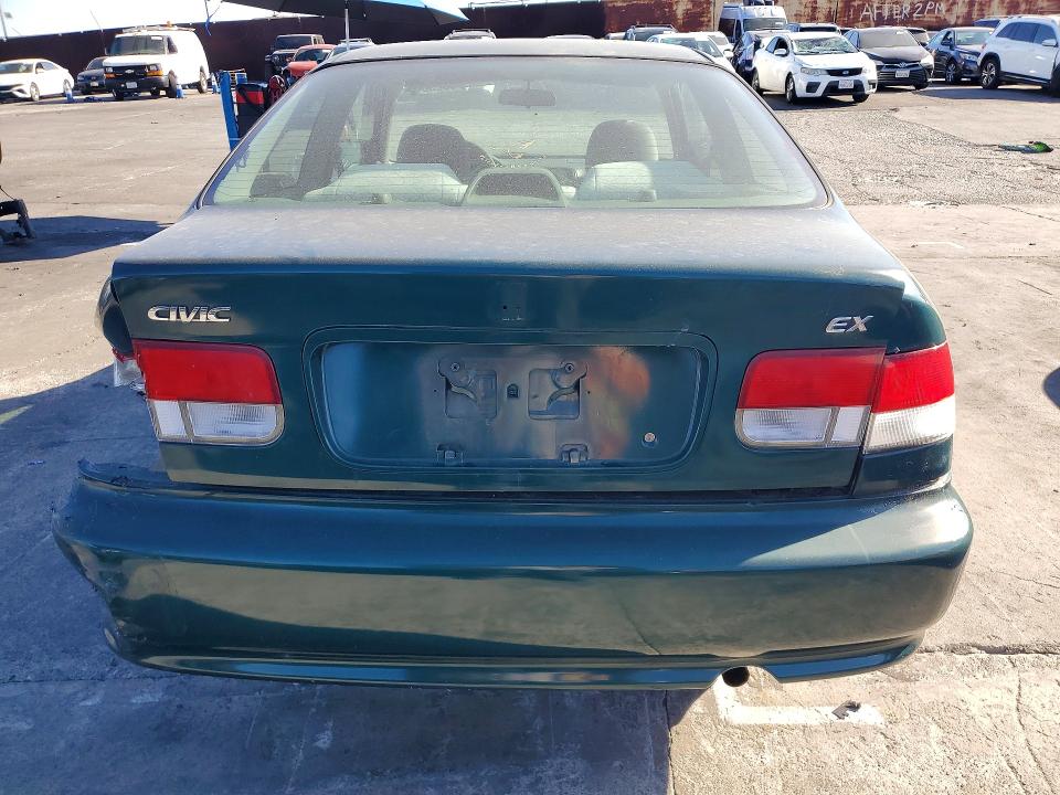 2000 Honda Civic მანქანა იყიდება აუქციონზე, vin: 1HGEJ8140YL016441, აუქციონის ნომერი: 70823606