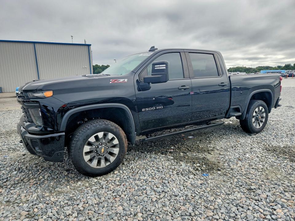 Продаж на аукціоні авто 2025 Chevrolet Silverado, vin: 2GC4KMEY4S1101163, номер лоту: 70512266