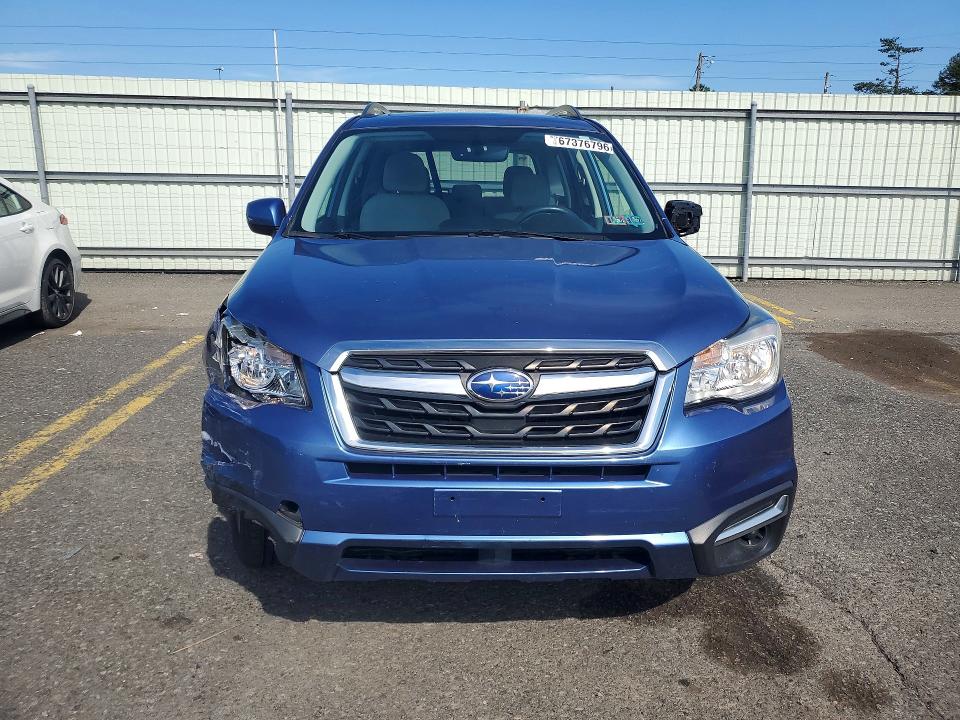67376796 :رقم المزاد ، JF2SJAEC5HH405526 vin ، 2017 Subaru Forester مزاد بيع