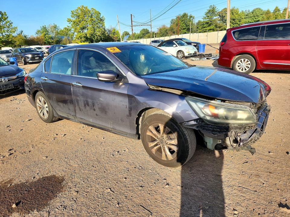 Продажа на аукционе авто 2015 Honda Accord, vin: 1HGCR2F39FA217065, номер лота: 68750096