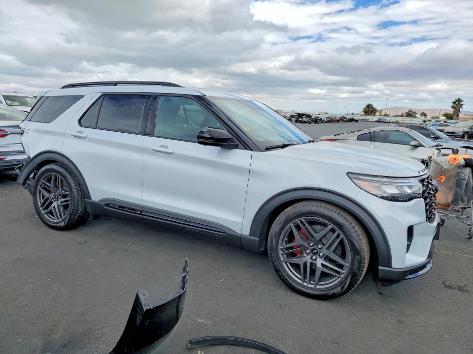 67883846 :رقم المزاد ، 1FMWK8GC8TGA85549 vin ، 2026 Ford Explorer مزاد بيع