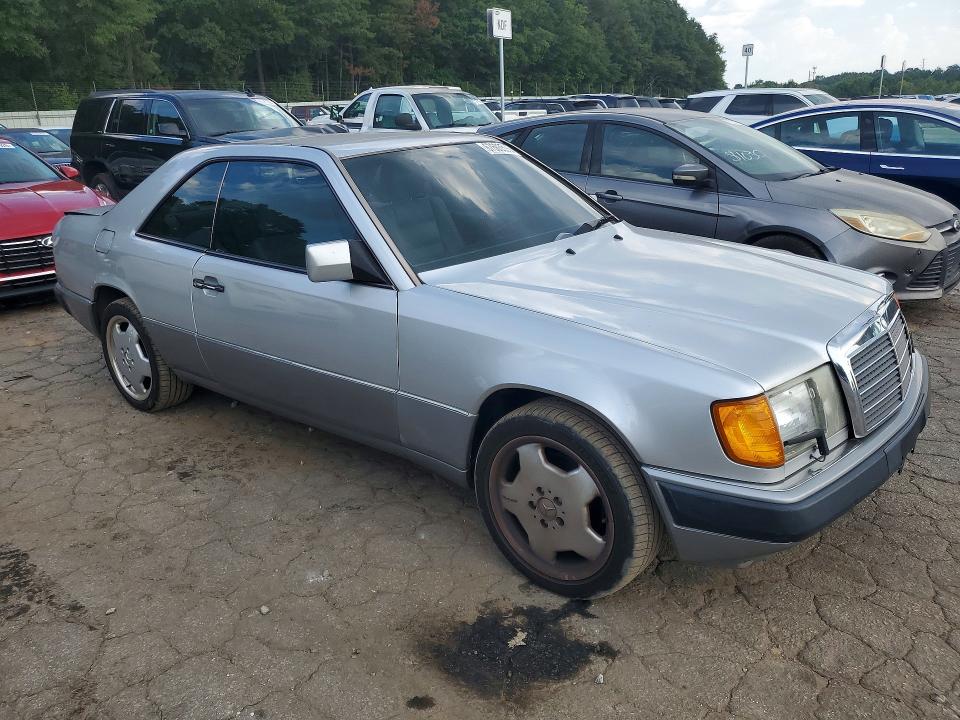 67603596 :رقم المزاد ، WDBEA52E0PB971795 vin ، 1993 Mercedes-benz 300 مزاد بيع