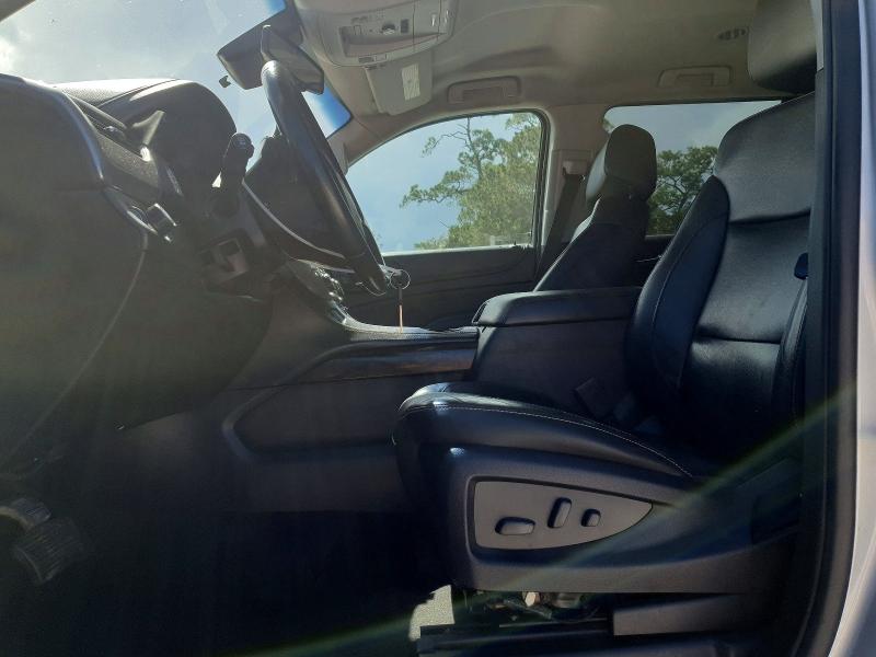 Продаж на аукціоні авто 2019 Chevrolet Suburban, vin: 1GNSCHKC6KR201509, номер лоту: 68329016