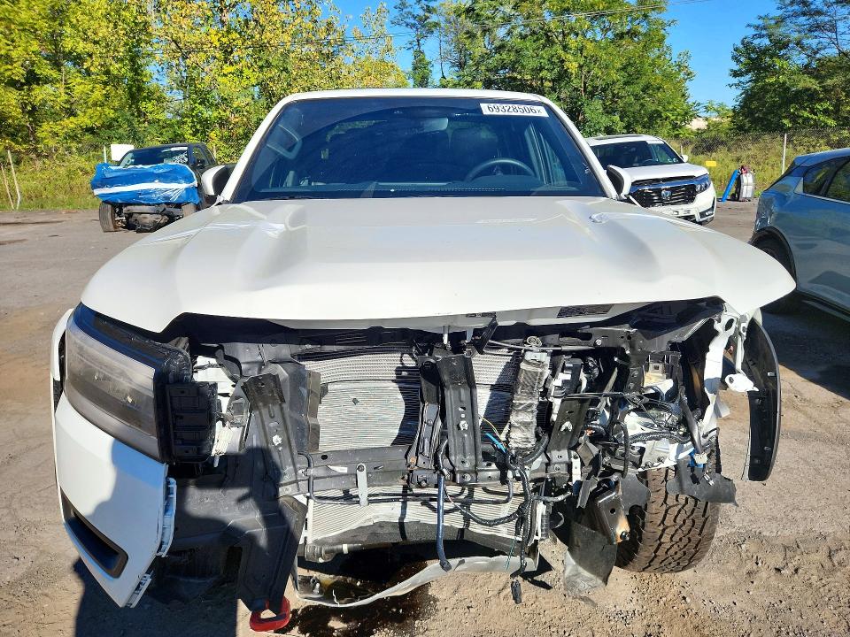 69328506 :رقم المزاد ، 1N6ED1FKXSN638140 vin ، 2025 Nissan Frontier مزاد بيع