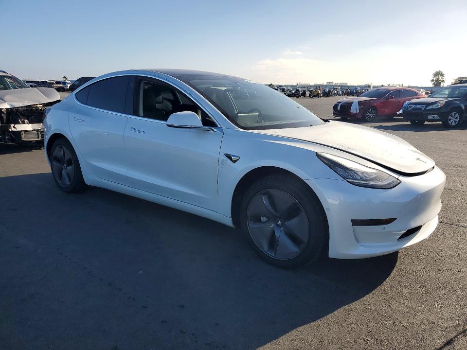 Auction sale of the 2020 Tesla Model 3, vin: 5YJ3E1EAXLF805788, lot number: 69165016
