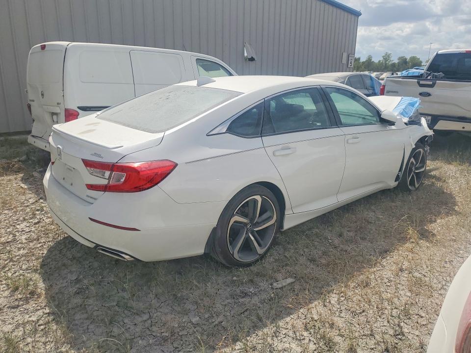Продаж на аукціоні авто 2018 Honda Accord, vin: 1HGCV1F35JA085520, номер лоту: 71001416