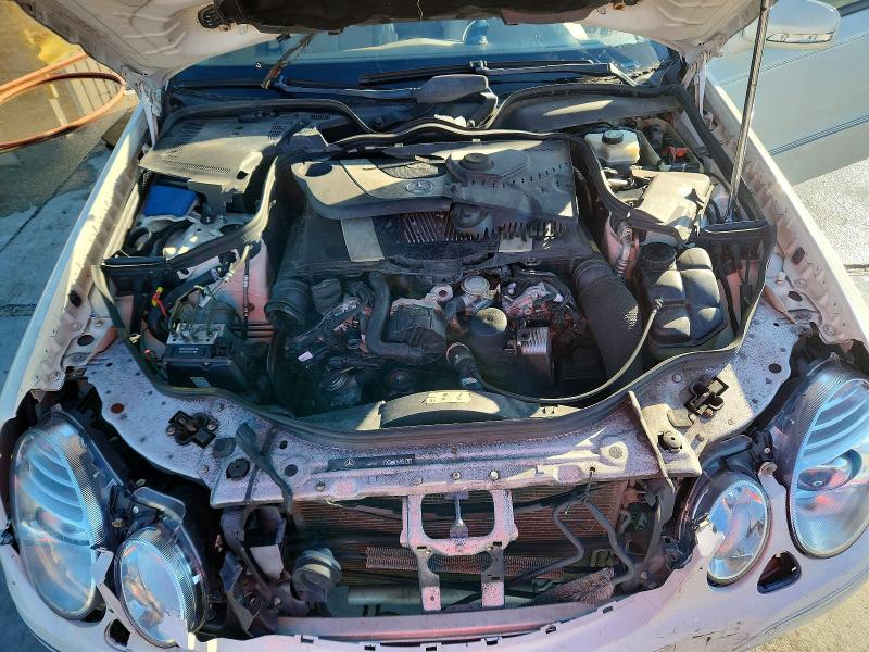 67268486 :رقم المزاد ، WDBUF56X08B309872 vin ، 2008 Mercedes-benz E مزاد بيع
