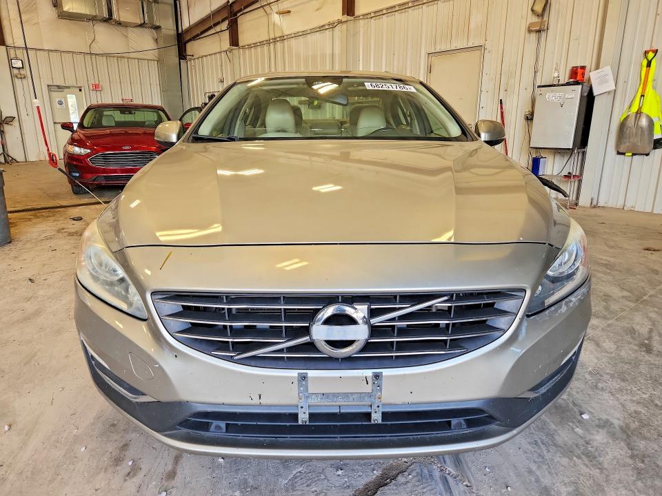 68251786 :رقم المزاد ، YV1612FSXE2289633 vin ، 2014 Volvo S60 مزاد بيع