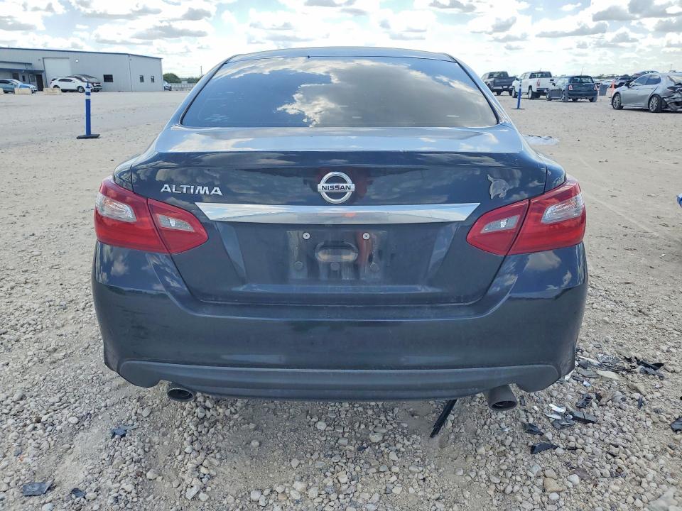67708036 :رقم المزاد ، 1N4AL3AP4JC476606 vin ، 2018 Nissan Altima مزاد بيع