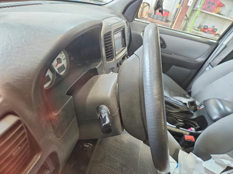 2005 Ford Escape მანქანა იყიდება აუქციონზე, vin: 1FMYU93185KA85967, აუქციონის ნომერი: 67719096