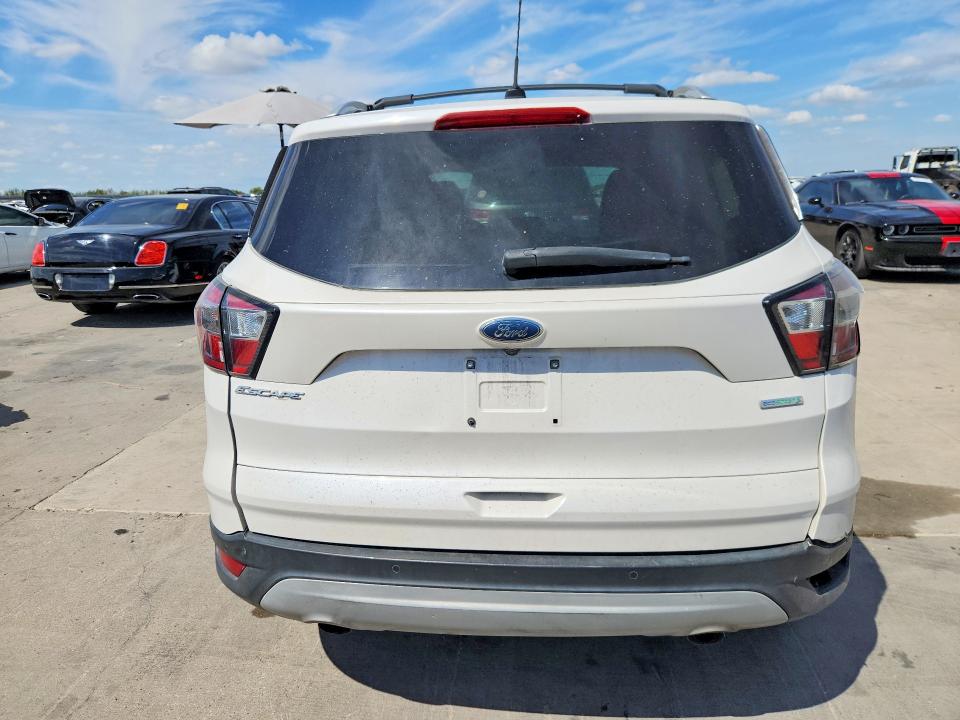 Продажа на аукционе авто 2017 Ford Escape, vin: 1FMCU0J93HUB35570, номер лота: 70779686