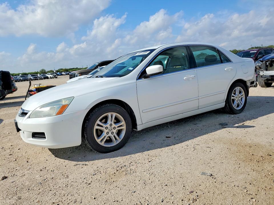 Auction sale of the 2007 Honda Accord, vin: 1HGCM56307A137123, lot number: 70011886