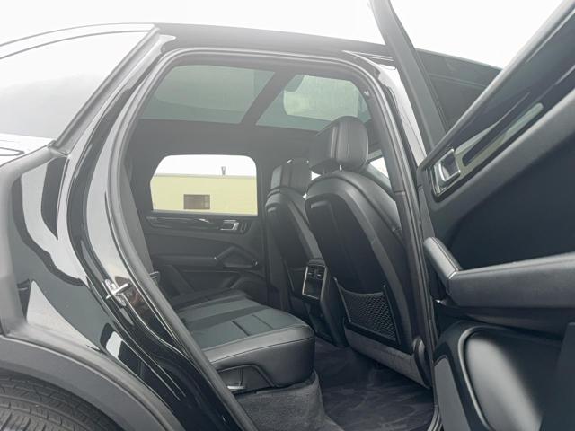 70863736 :رقم المزاد ، WP1AA2AY9LDA03007 vin ، 2020 Porsche Cayenne مزاد بيع