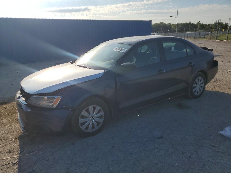 67862996 :رقم المزاد ، 3VW2K7AJ8EM375316 vin ، 2014 Volkswagen Jetta مزاد بيع