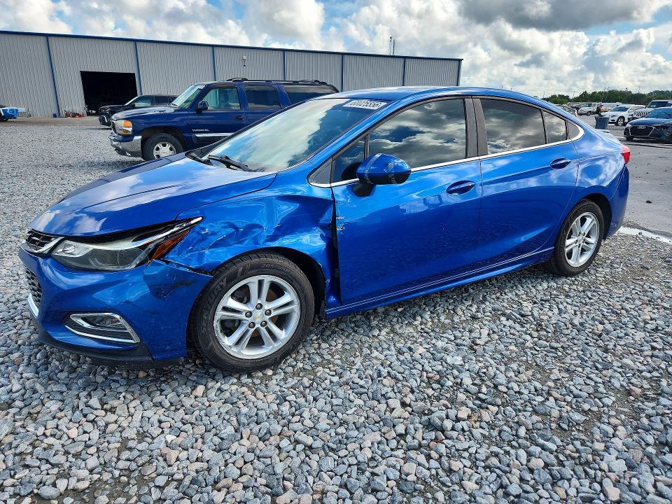 2017 Chevrolet Cruze მანქანა იყიდება აუქციონზე, vin: 1G1BE5SM3H7140451, აუქციონის ნომერი: 68025556