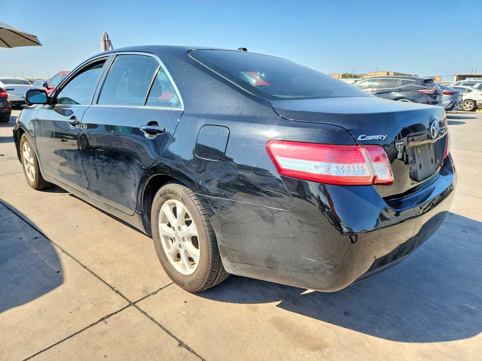 69490406 :رقم المزاد ، 4T4BF3EKXBR180958 vin ، 2011 Toyota Camry مزاد بيع