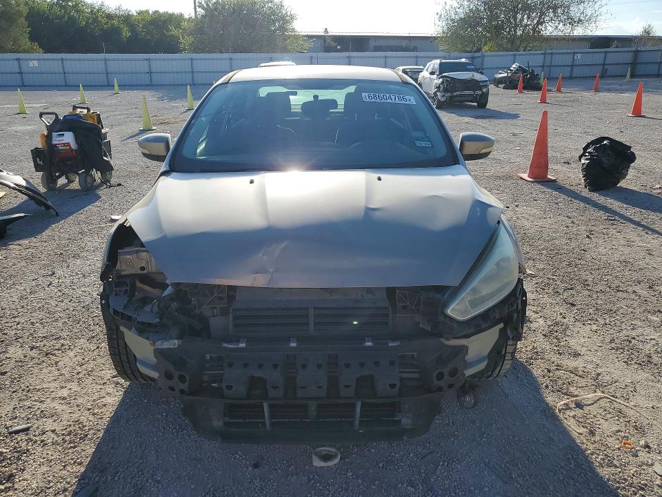 2015 Ford Focus მანქანა იყიდება აუქციონზე, vin: 1FADP3F28FL204260, აუქციონის ნომერი: 68604786