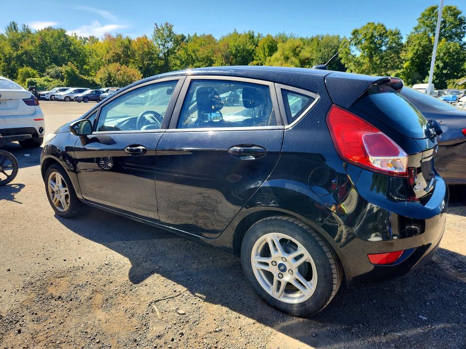 70500246 :رقم المزاد ، 3FADP4EJXKM157157 vin ، 2019 Ford Fiesta مزاد بيع