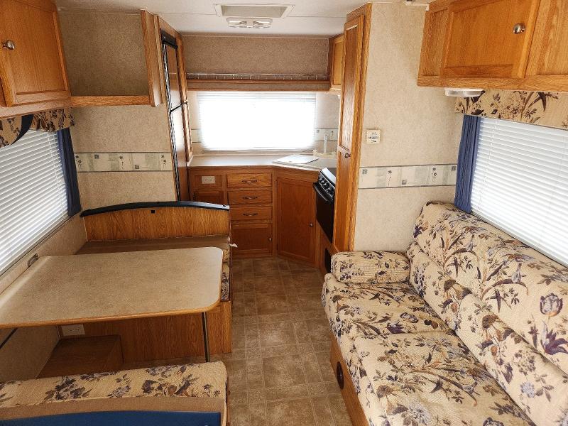 2005 Travel Supreme Rustler მანქანა იყიდება აუქციონზე, vin: 2TTRW24825R050210, აუქციონის ნომერი: 69683906