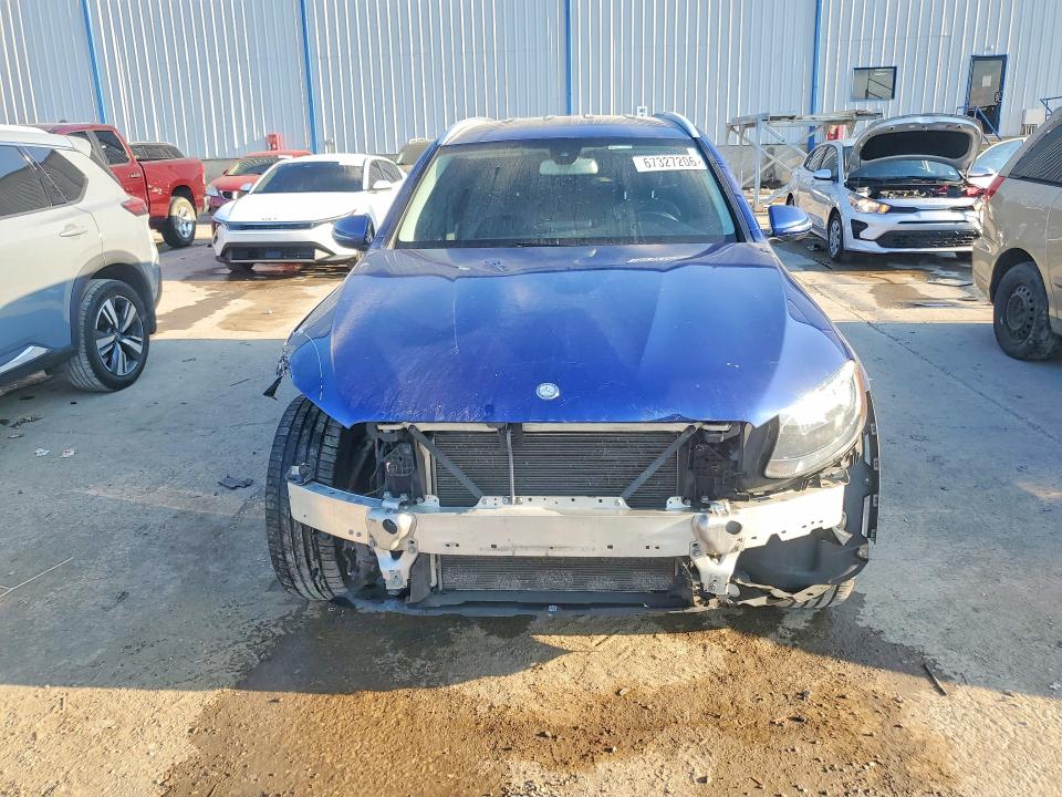 67327206 :رقم المزاد ، WDC0G4KB7HF117904 vin ، 2017 Mercedes-benz Glc مزاد بيع