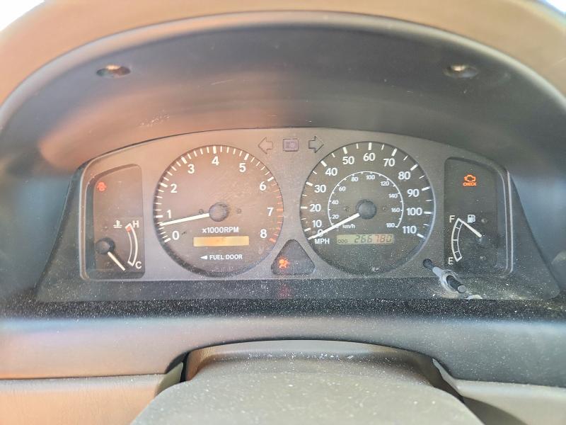 68994406 :رقم المزاد ، 2T1BR18E1YC271929 vin ، 2000 Toyota Corolla مزاد بيع