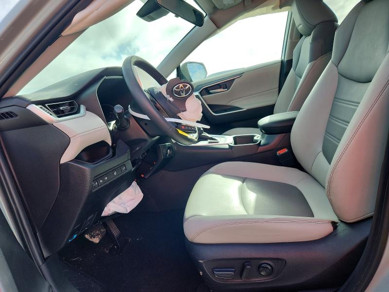 Продажа на аукционе авто 2023 Toyota Rav4, vin: 2T3A1RFV8PW407563, номер лота: 70220486
