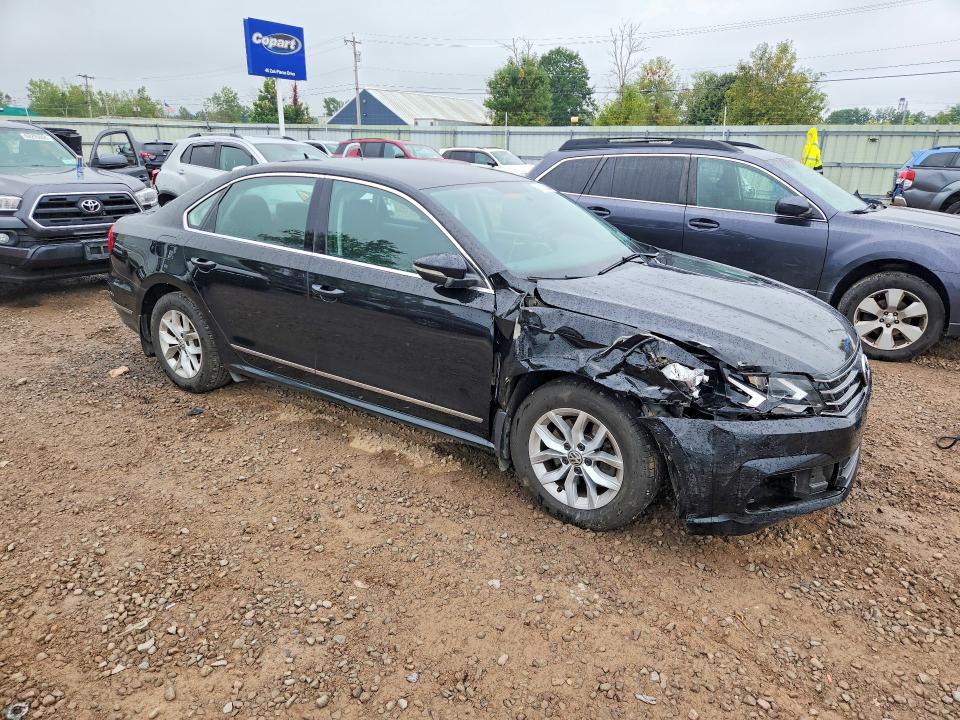 69152036 :رقم المزاد ، 1VWAT7A31GC026951 vin ، 2016 Volkswagen Passat مزاد بيع