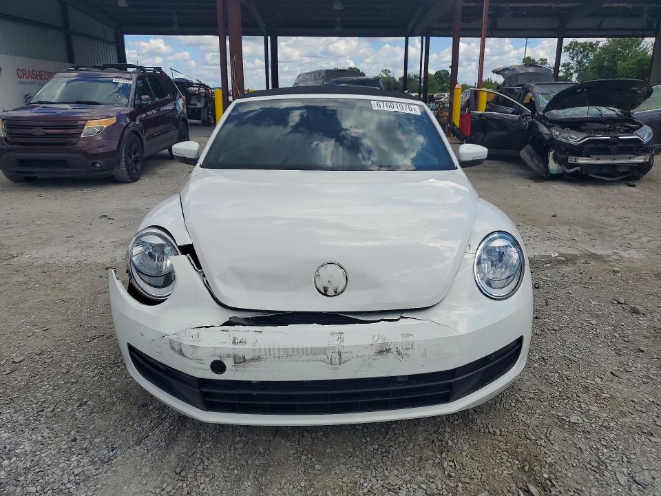 2016 Volkswagen Beetle მანქანა იყიდება აუქციონზე, vin: 3VW517AT5GM809373, აუქციონის ნომერი: 67601976