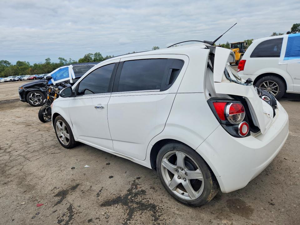69733596 :رقم المزاد ، 1G1JE6SG2E4141096 vin ، 2014 Chevrolet Sonic مزاد بيع