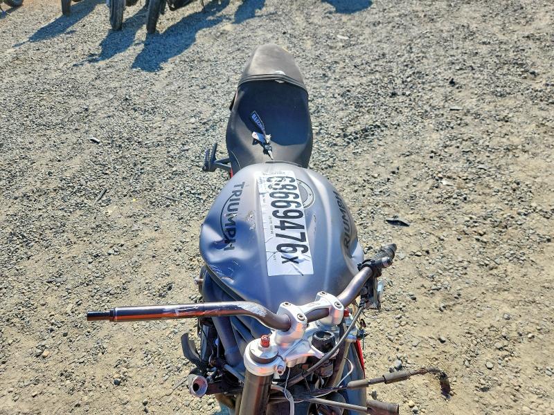 2015 Triumph Motorcycle Street Triple მანქანა იყიდება აუქციონზე, vin: SMTL03NEXFT657917, აუქციონის ნომერი: 68669476