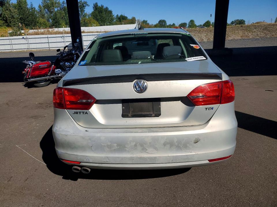 Продажа на аукционе авто 2011 Volkswagen Jetta, vin: 3VWLL7AJ4BM124368, номер лота: 67945896