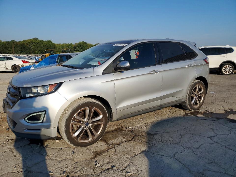 69247716 :رقم المزاد ، 2FMTK3AP4FBC37209 vin ، 2015 Ford Edge مزاد بيع