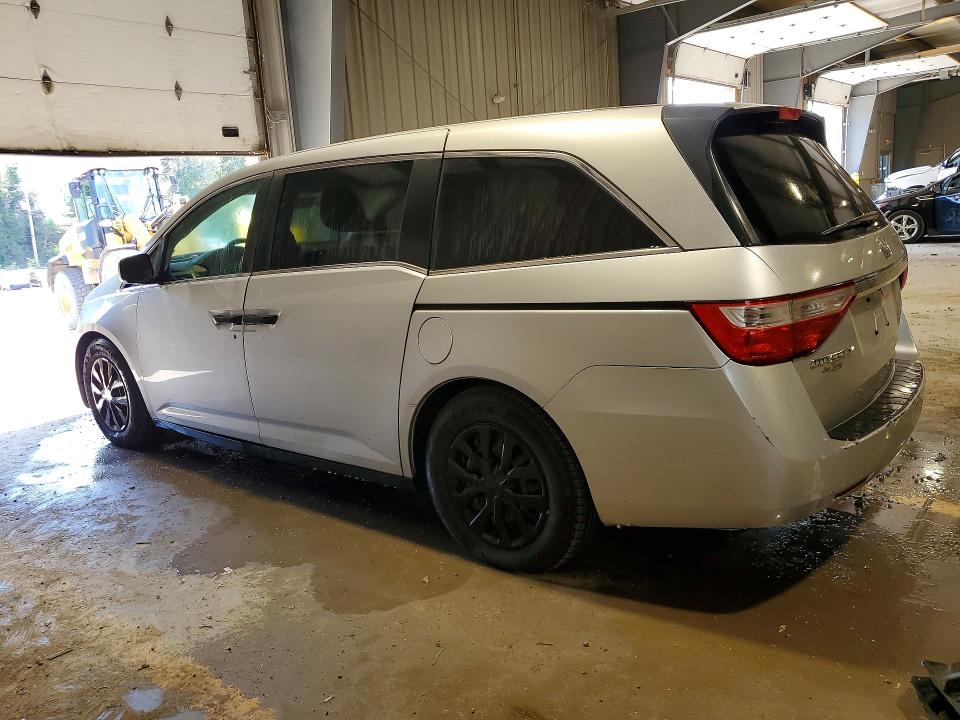68956696 :رقم المزاد ، 5FNRL5H24DB042941         vin ، 2013 Honda Odyssey مزاد بيع