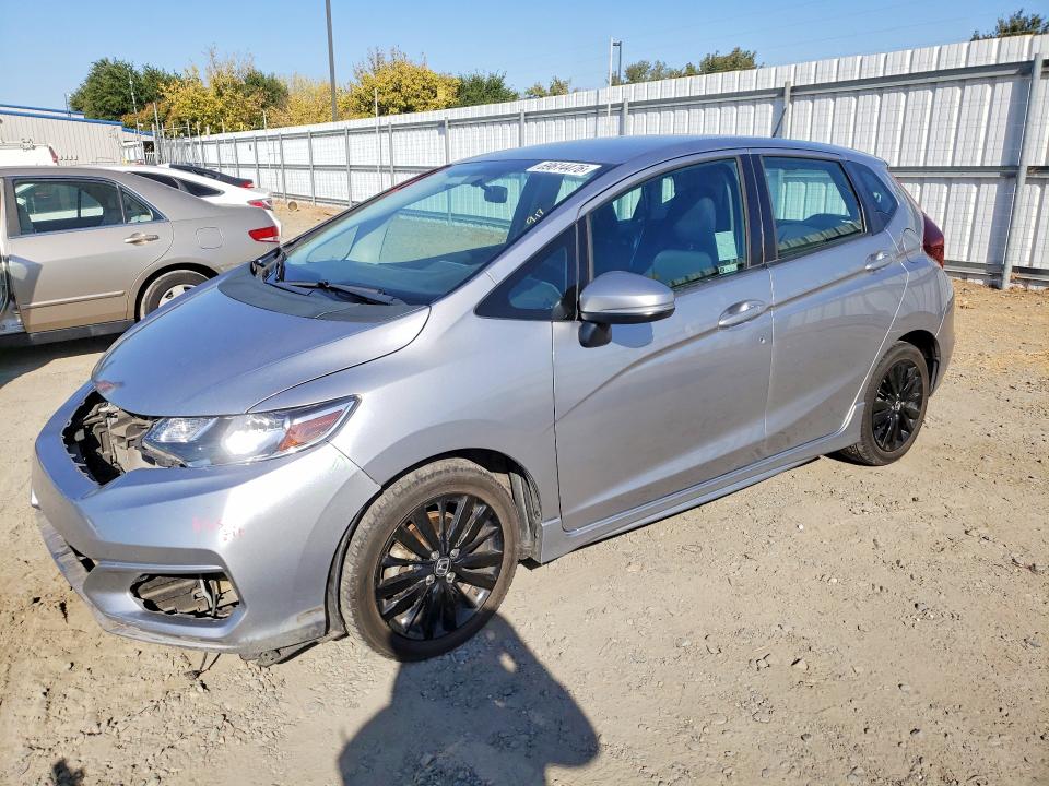 69614476 :رقم المزاد ، 3HGGK5H68KM748978 vin ، 2019 Honda Fit مزاد بيع