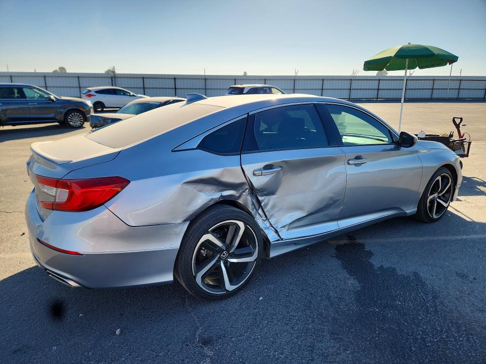 68266636 :رقم المزاد ، 1HGCV1F34LA139215 vin ، 2020 Honda Accord مزاد بيع