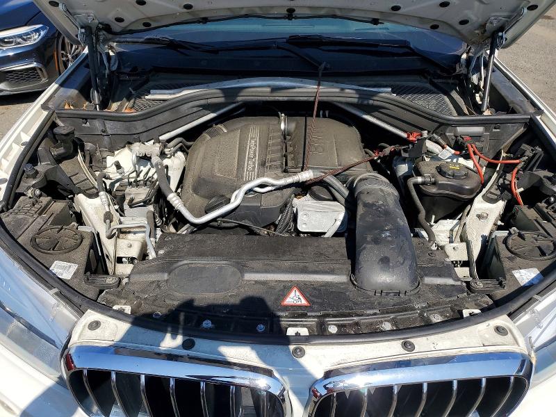 68616416 :رقم المزاد ، 5UXKR0C53F0P02231 vin ، 2015 Bmw X5 مزاد بيع