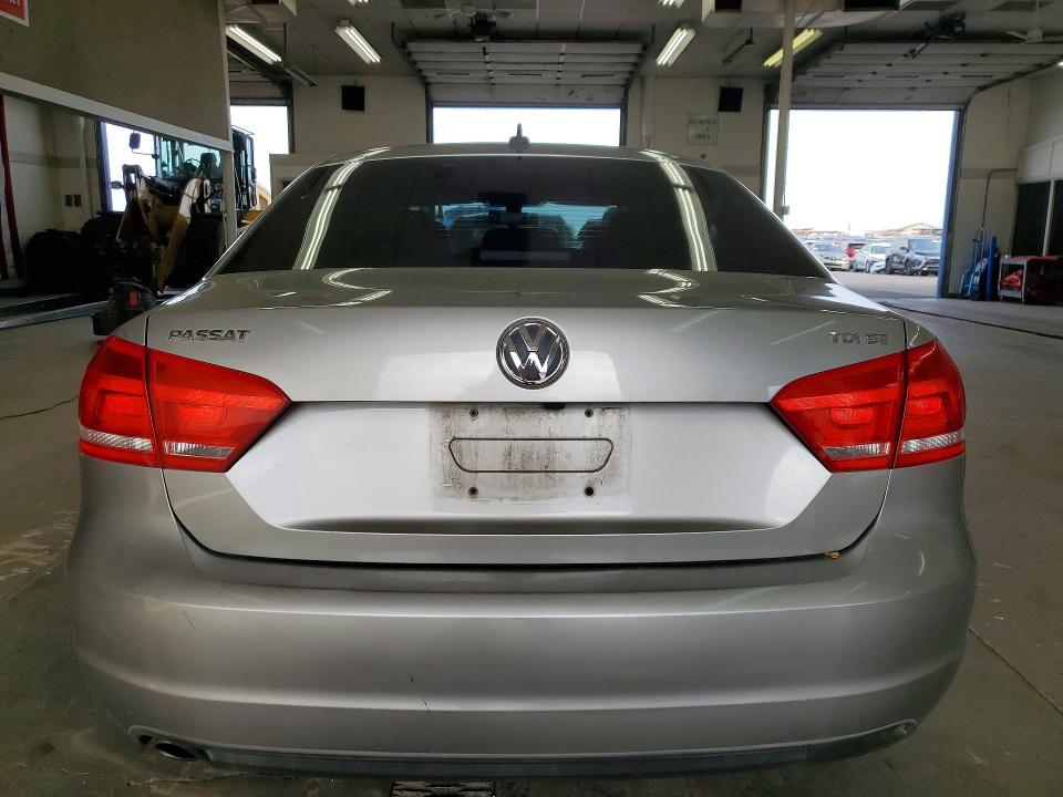 2014 Volkswagen Passat მანქანა იყიდება აუქციონზე, vin: 1VWBN7A37EC099429, აუქციონის ნომერი: 68866766
