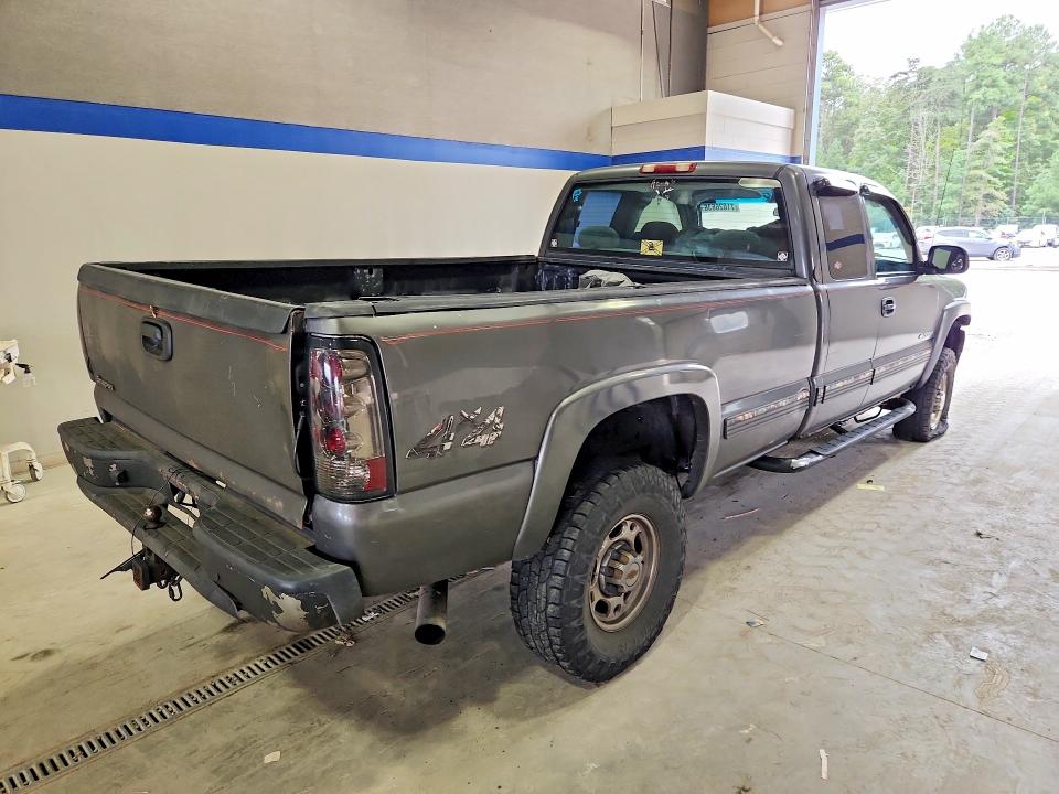 2001 Chevrolet Silverado მანქანა იყიდება აუქციონზე, vin: 1GCHK29U71E215054, აუქციონის ნომერი: 71026636