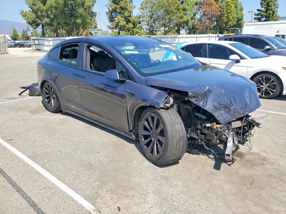 Продажа на аукционе авто 2022 Tesla Model X, vin: 7SAXCBE67NF330079, номер лота: 68294176