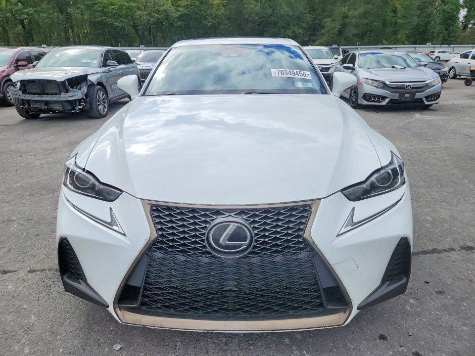 70349456 :رقم المزاد ، JTHC81D26J5031876 vin ، 2018 Lexus Is مزاد بيع