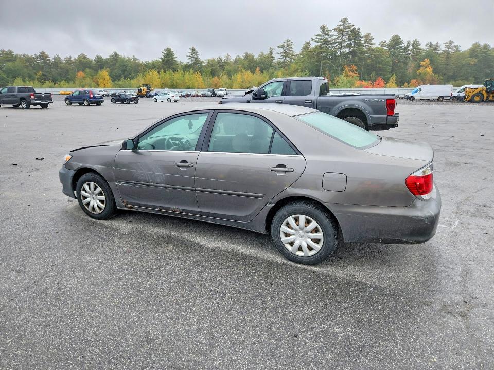 2005 Toyota Camry მანქანა იყიდება აუქციონზე, vin: JTDBE32K853002398, აუქციონის ნომერი: 70785676