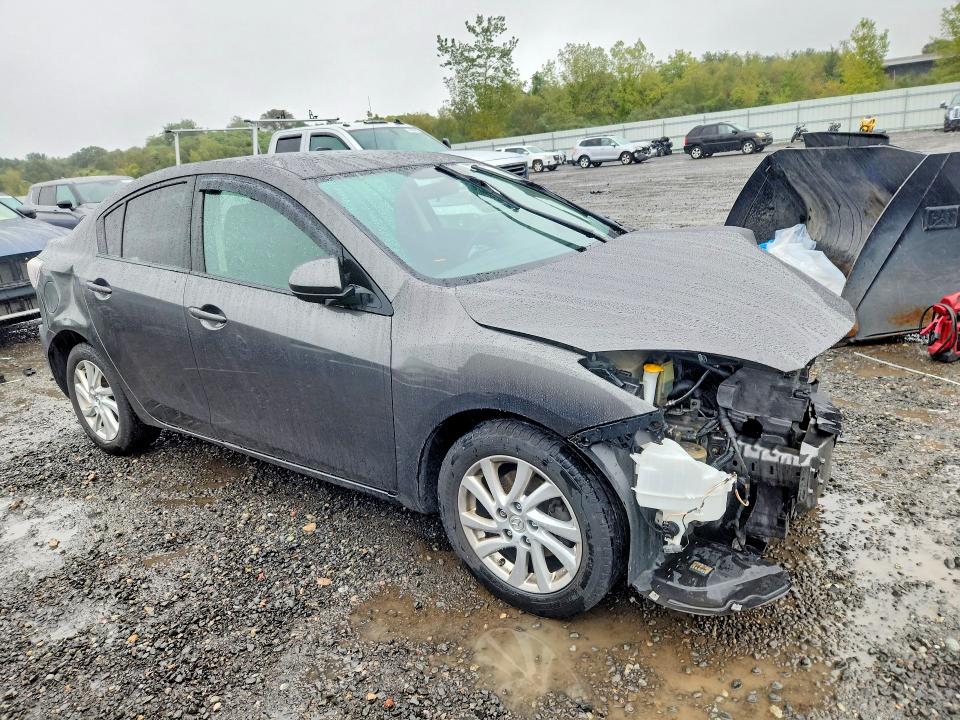 Продаж на аукціоні авто 2012 Mazda 3, vin: JM1BL1V89C1515503, номер лоту: 69925506