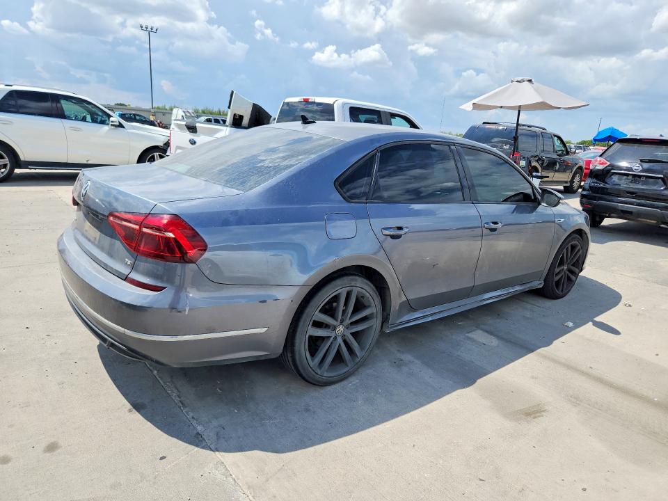 Продаж на аукціоні авто 2018 Volkswagen Passat, vin: 1VWAA7A33JC026186, номер лоту: 68434156