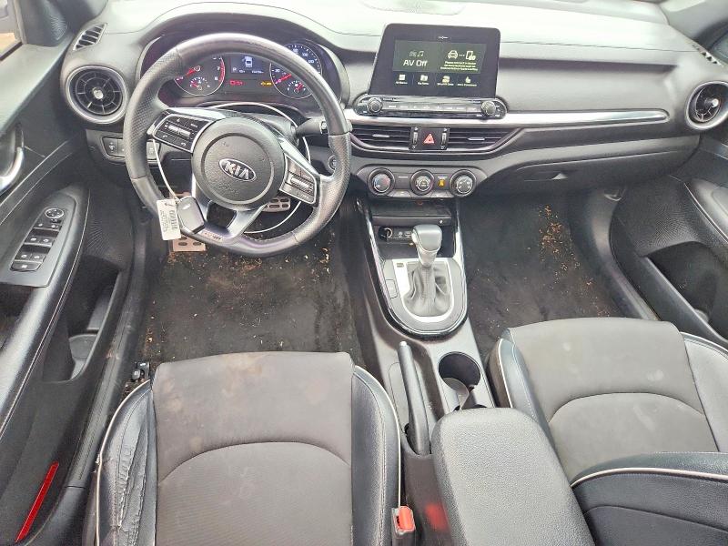 2020 Kia Forte მანქანა იყიდება აუქციონზე, vin: 3KPF34AD4LE198832, აუქციონის ნომერი: 70541226