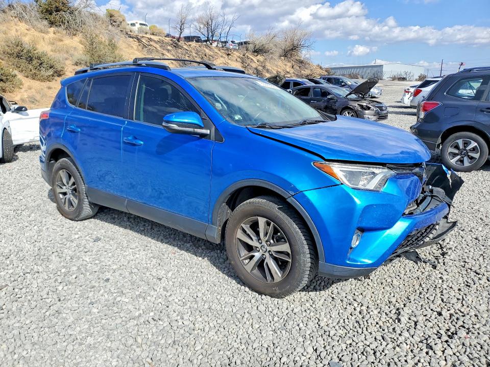 Продаж на аукціоні авто 2018 Toyota Rav4, vin: JTMRFREV1JJ747410, номер лоту: 65965996