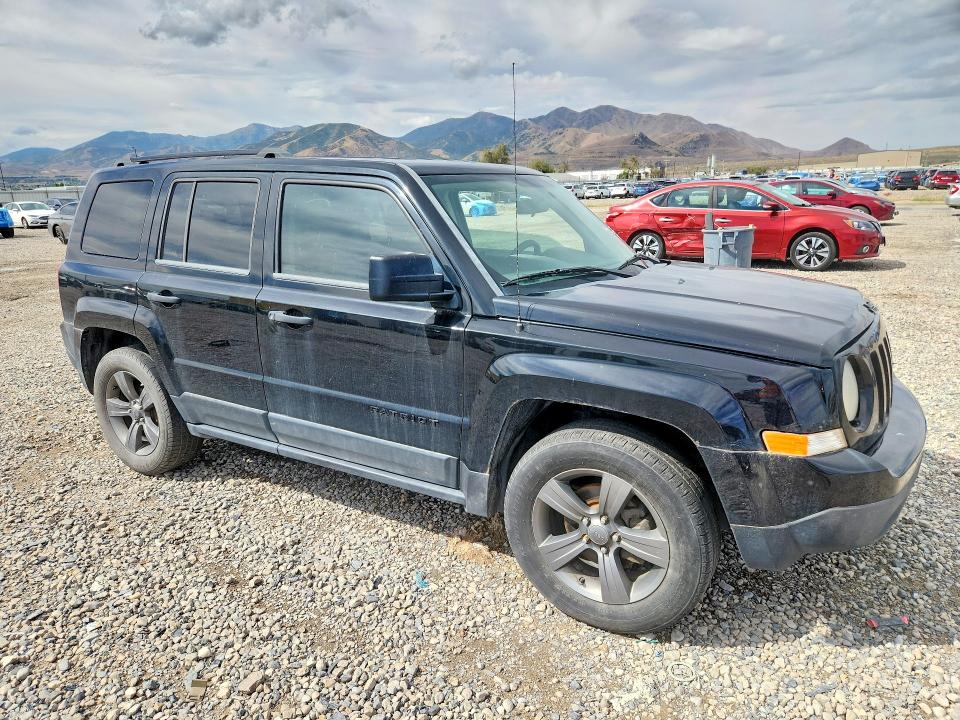 67043046 :رقم المزاد ، 1C4NJPBA6ED752805 vin ، 2014 Jeep Patriot مزاد بيع